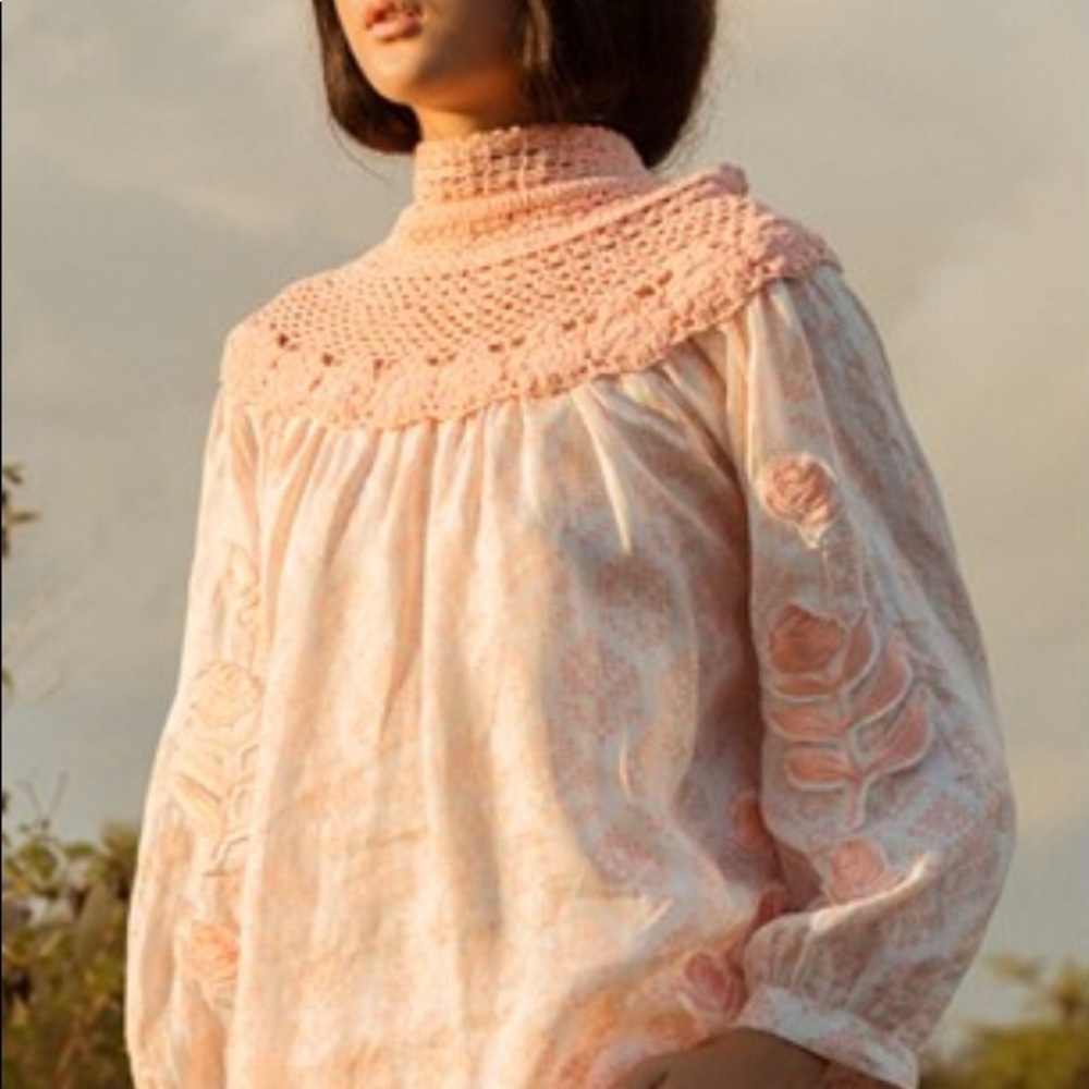 NWT INNIKA CHOO CROCHET COLLAR TOP